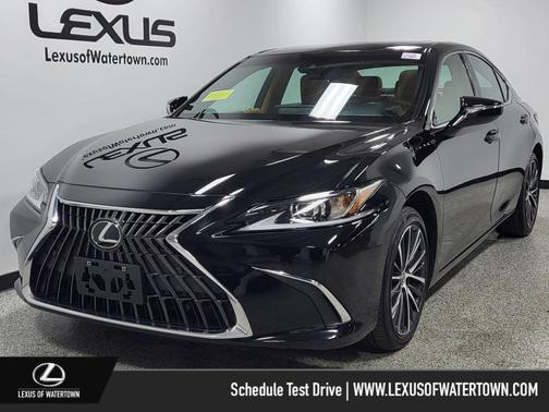 2022 Lexus ES 350 Base