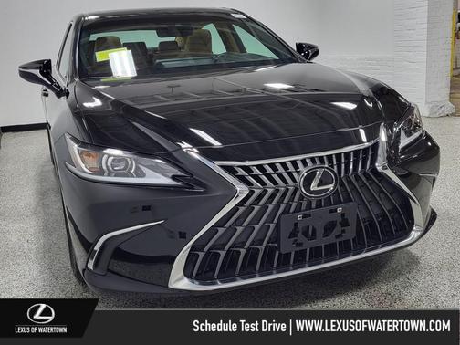 2022 Lexus ES 350 Base
