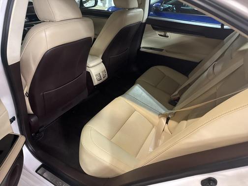 2017 Lexus ES 350 Base