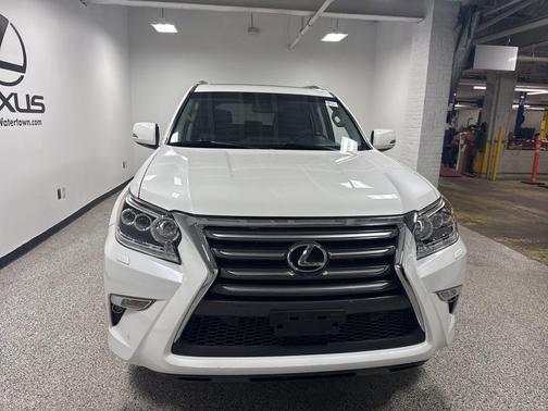 Starfire Pearl 2019 Lexus GX 460 Premium
