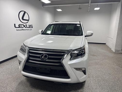 Starfire Pearl 2019 Lexus GX 460 Premium