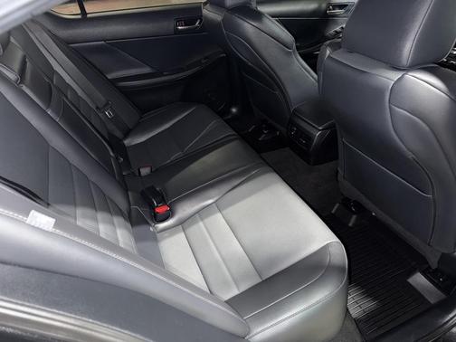 2021 Lexus IS 350 Base