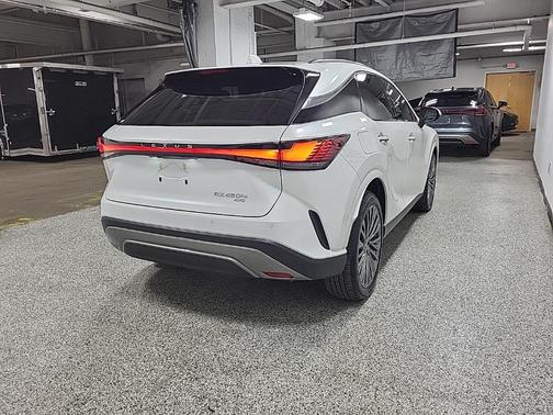 2025 Lexus RX 450h+ Base