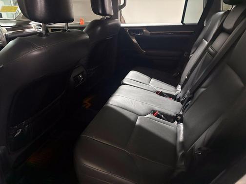 Starfire Pearl 2018 Lexus GX 460 Base