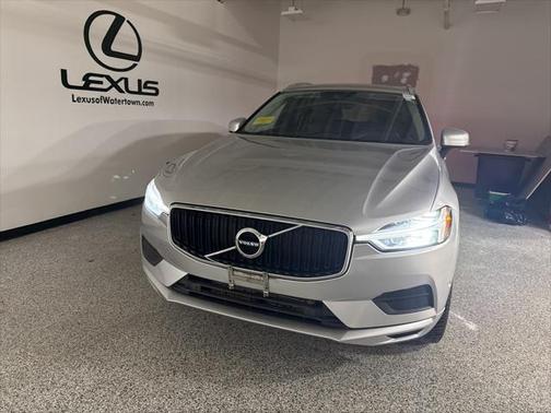 2019 Volvo XC60 T5 Momentum