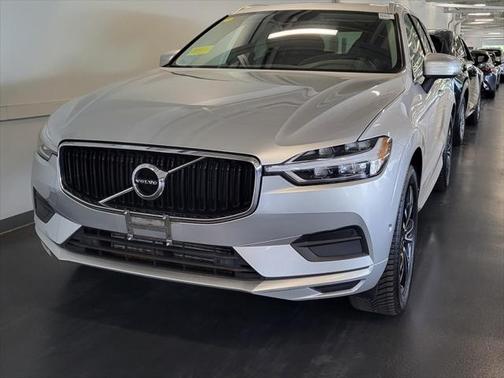 2019 Volvo XC60 T5 Momentum