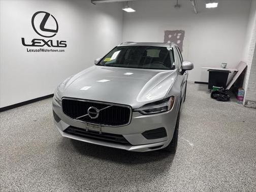 2019 Volvo XC60 T5 Momentum