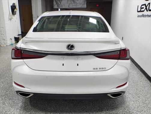 2021 Lexus ES 350 Base