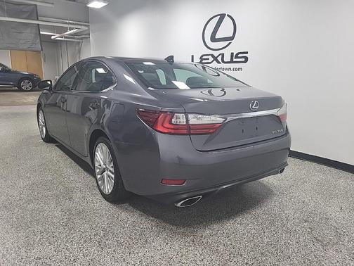 2016 Lexus ES 350 Base