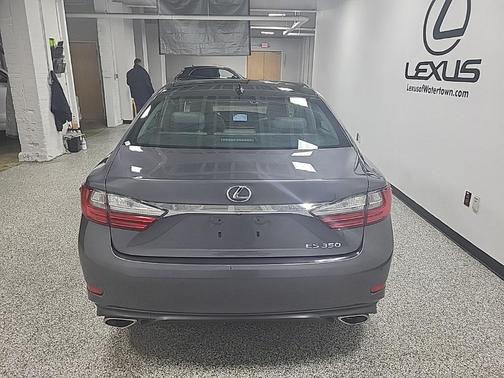 2016 Lexus ES 350 Base