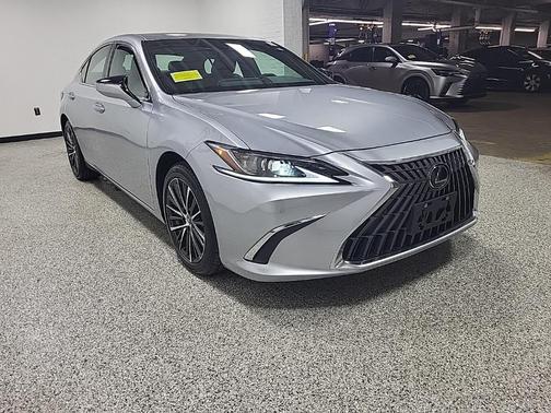 2024 Lexus ES 350 Base