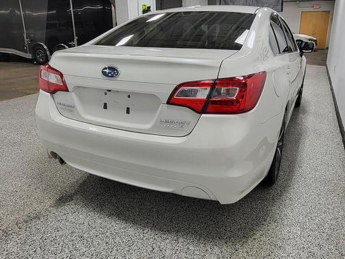 Crystal White Pearl 2015 Subaru Legacy Limited