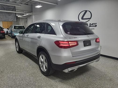 2017 Mercedes-Benz GLC 300 4MATIC