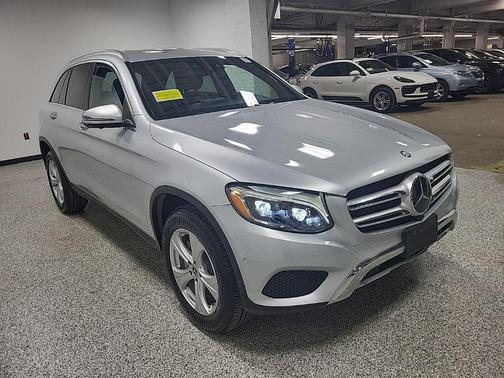 2017 Mercedes-Benz GLC 300 4MATIC