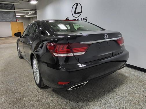 2017 Lexus LS 460 Base