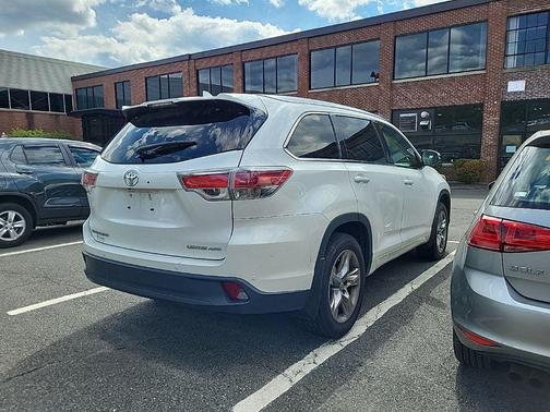 Blizzard Pearl 2015 Toyota Highlander Limited