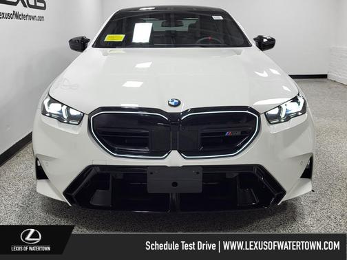2025 BMW M5 Base