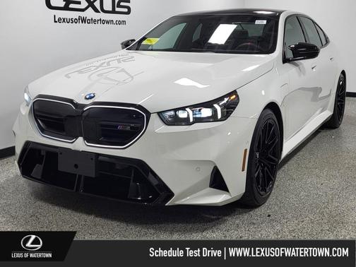 2025 BMW M5 Base