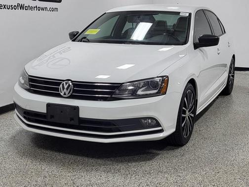 2016 Volkswagen Jetta 1.8T Sport