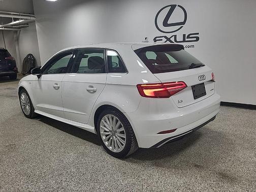 2017 Audi A3 e-tron 1.4T Tech Premium Plus