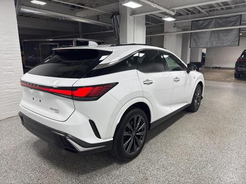 2023 Lexus RX 350 F SPORT Handling