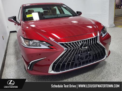 2025 Lexus ES 300h Base
