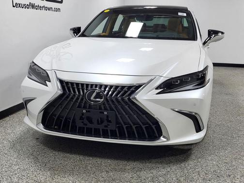 Eminent White Pearl 2024 Lexus ES 350 Ultra Luxury
