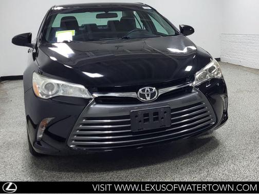 Midnight Black Metallic 2016 Toyota Camry LE