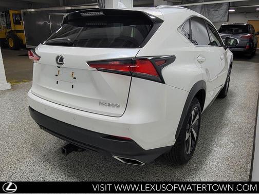 Eminent White Pearl 2018 Lexus NX 300 Base