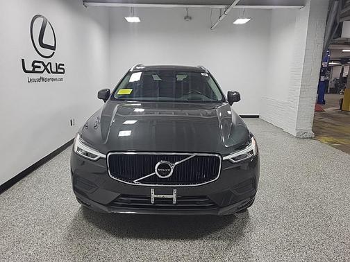 2018 Volvo XC60 T6 Momentum