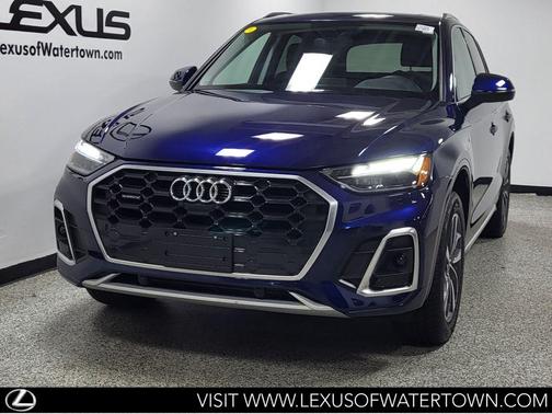 Navarra Blue Metallic 2025 Audi Q5 45 S line Premium Plus