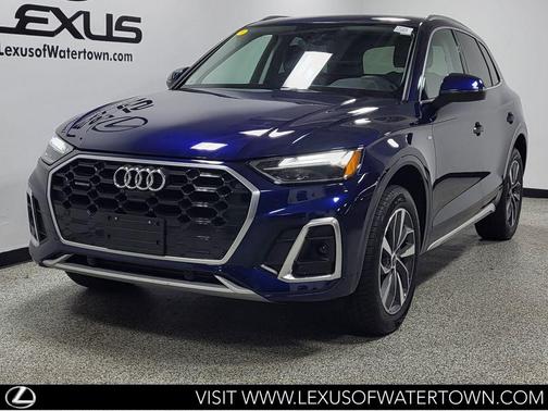 Navarra Blue Metallic 2025 Audi Q5 45 S line Premium Plus