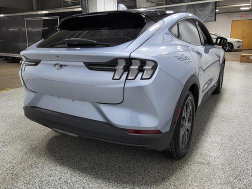 ICED BLUE METALLIC 2022 Ford Mustang Mach-E Select