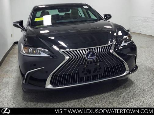 Caviar 2021 Lexus ES 300h Luxury