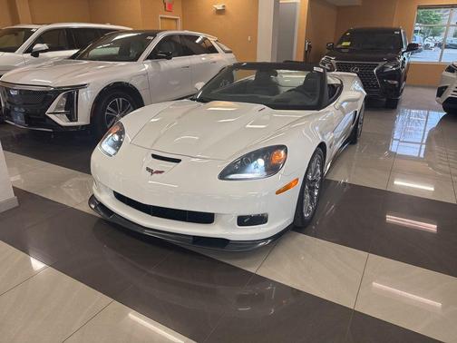 Arctic White 2013 Chevrolet Corvette 427