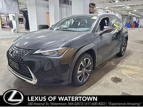 Caviar 2020 Lexus UX 250h Base