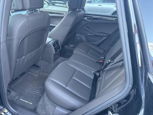 2019 Porsche Macan S