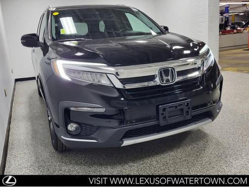 Crystal Black Pearl 2021 Honda Pilot AWD Elite