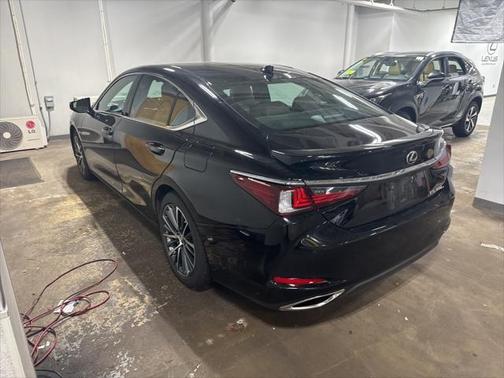 2023 Lexus ES 350 Base