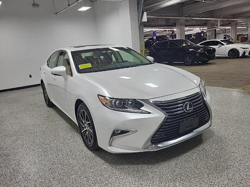 2016 Lexus ES 350 Base