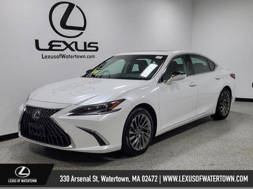 2024 Lexus ES 300h Ultra Luxury
