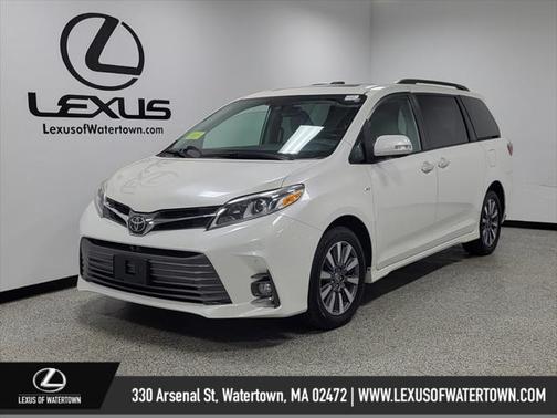 2020 Toyota Sienna Limited Premium