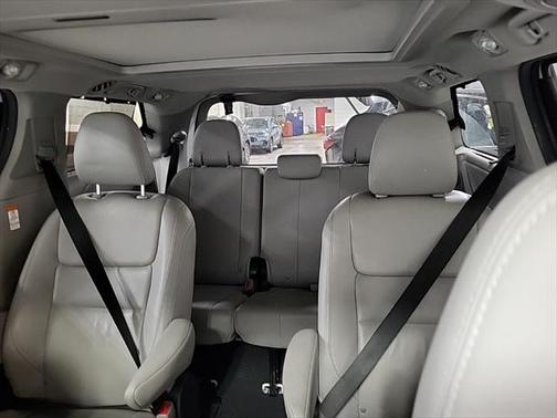 2020 Toyota Sienna Limited Premium