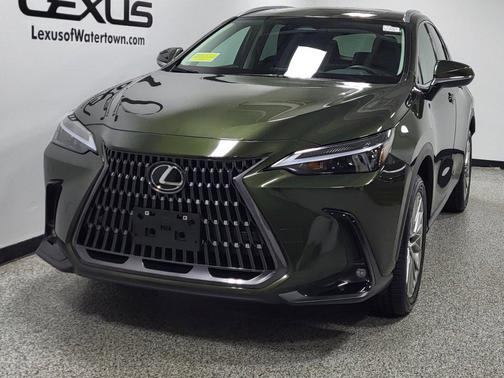 Nori Green Pearl 2026 Lexus NX 350 Premium