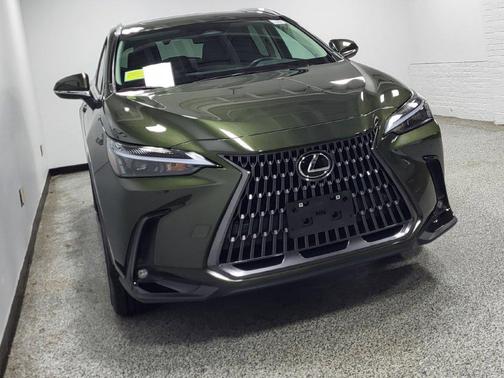 Nori Green Pearl 2026 Lexus NX 350 Premium