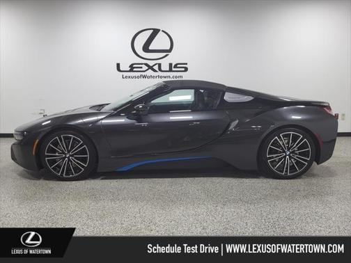 2019 BMW i8 Base