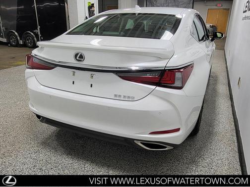Eminent White Pearl 2023 Lexus ES 350 Base