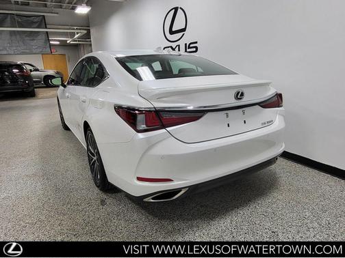 Eminent White Pearl 2023 Lexus ES 350 Base