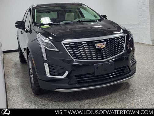 Stellar Black Metallic 2023 Cadillac XT5 Premium Luxury