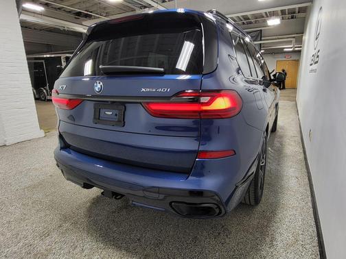 2022 BMW X7 xDrive40i
